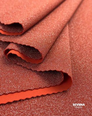 Tecido de malha dupla com peso de 230gsm com Nylon Reciclado e Acabamento Metálico para Verão e Outono