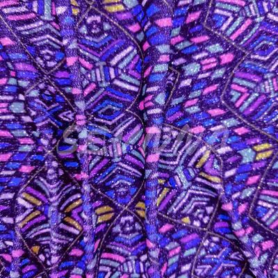 Tecido de tricô duplo - o material indispensável para roupas duráveis e de moda