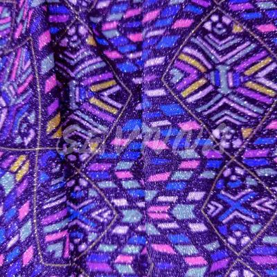 Tecido de tricô duplo - o material indispensável para roupas duráveis e de moda