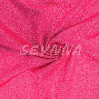 Fabricação de trajes de banho com secagem rápida e alta transpirabilidade