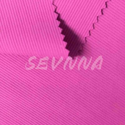 Versatilidade e Durabilidade do nosso tecido respirável de yoga