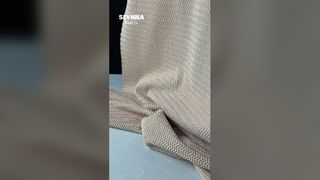 Alternativas de tecidos texturizados de natação com padrão 320gsm combinando durabilidade e estilo para competição